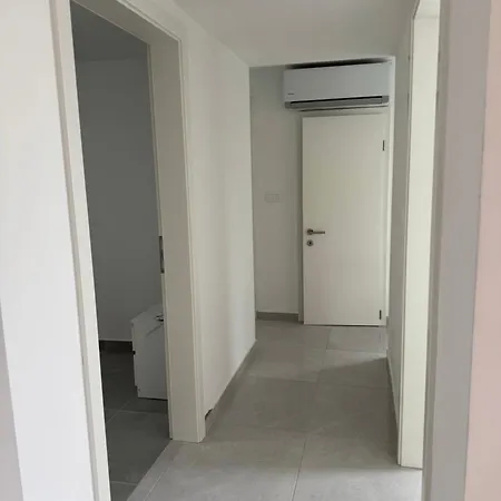 Apartmaji Vanja - 4 Sobno Gradac